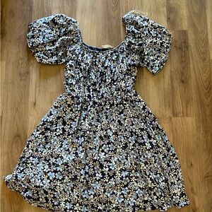 Altar'd State Floral Dress EUC, Flutter Sleeves, Defined Waist, Navy, Medium